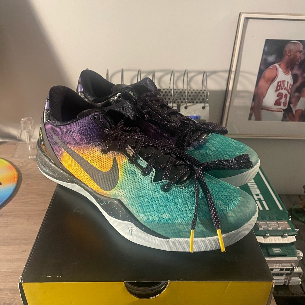 Nike Kobe 8 Easter - Size 11 - Brand New in Box